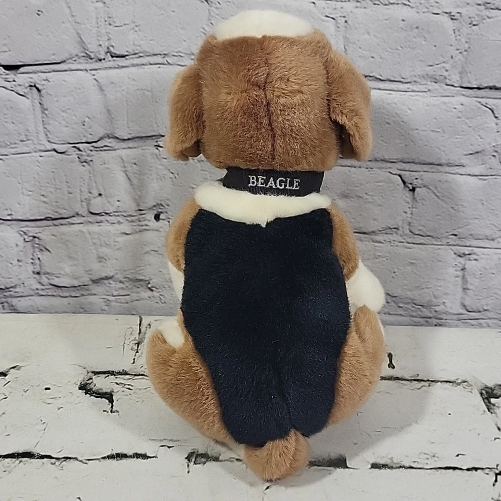 Vintage 80s Russ Berrie The Beagle‎ Puppy Dog Plush Beanbag Stuffed Animal